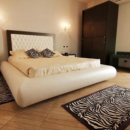 Πανσιόν Una Dimora Di Charme 3*